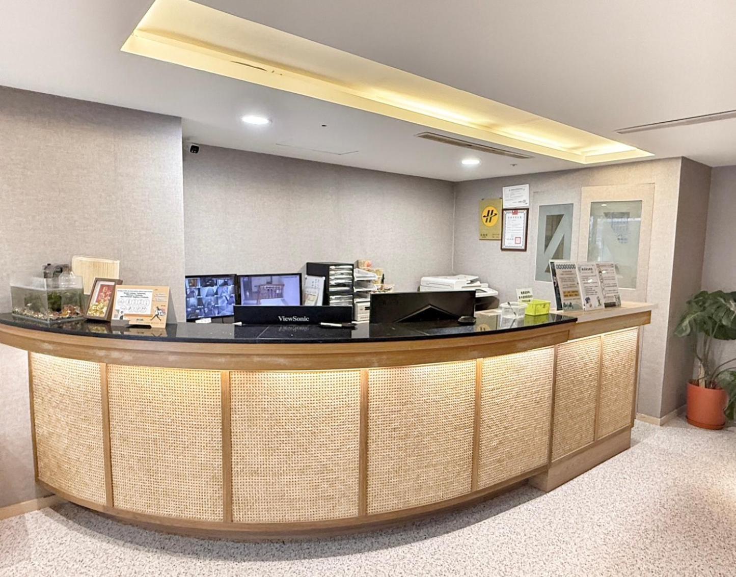 Yoai Nemuru Inn Tainan Exteriör bild