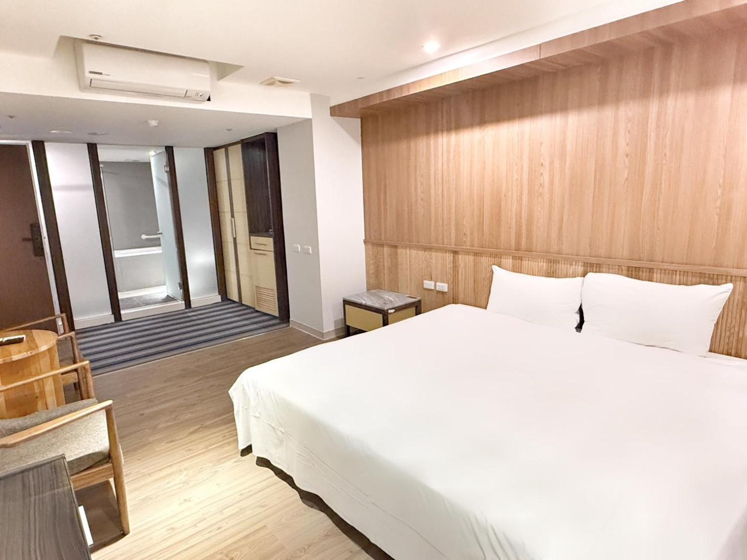 Yoai Nemuru Inn Tainan Exteriör bild